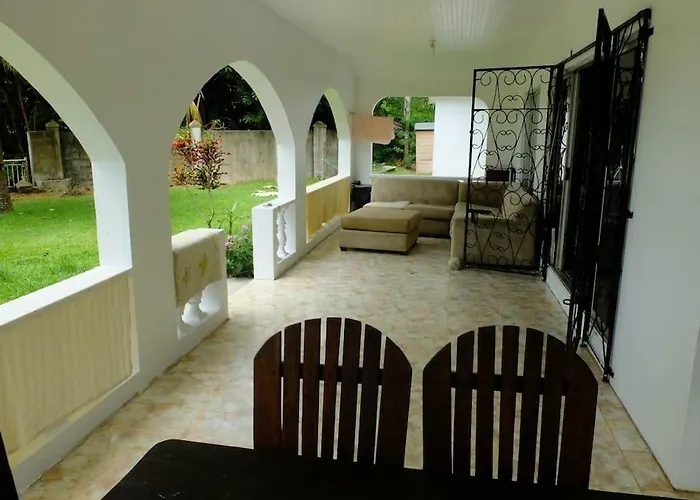 Guest house Anum Cara Mahe Island